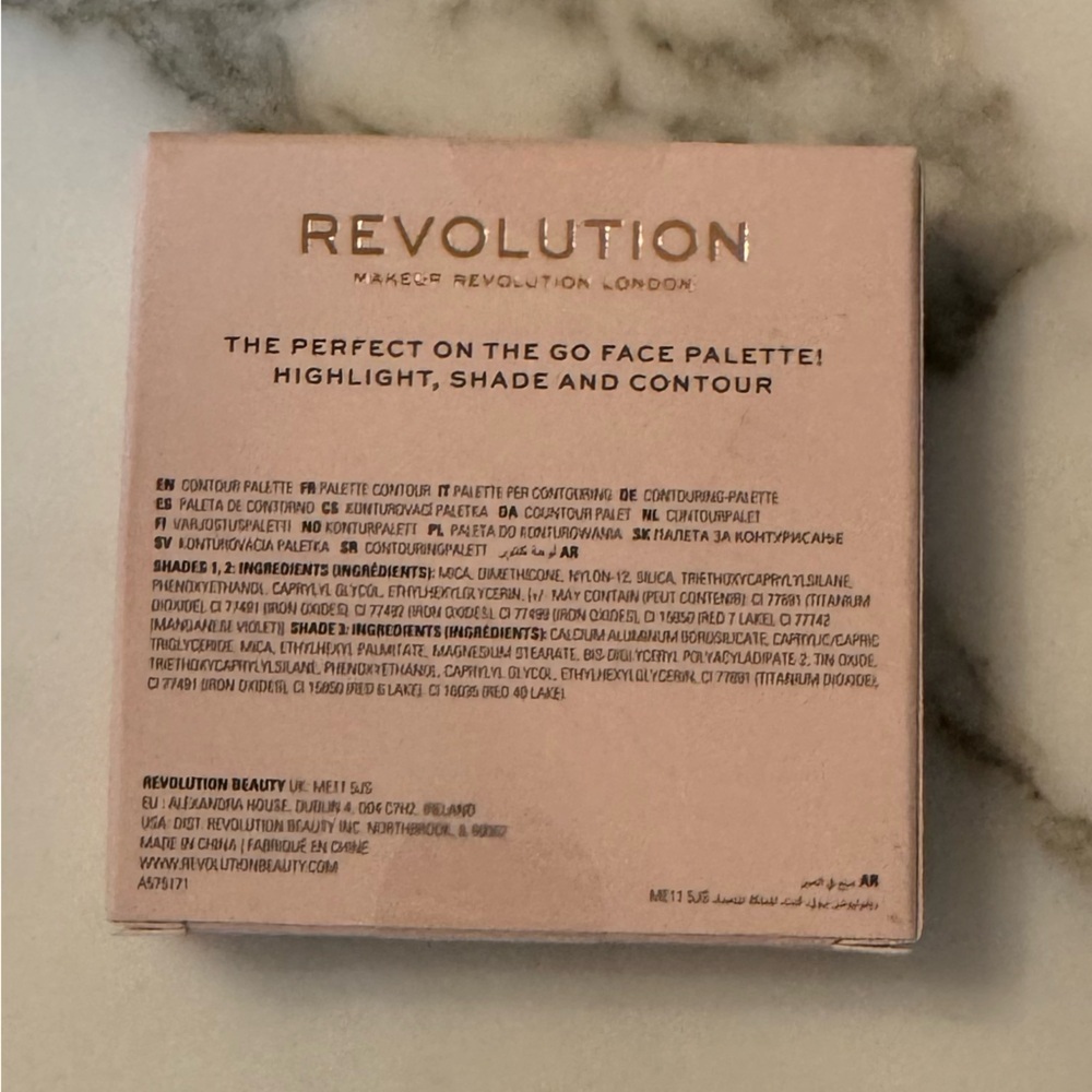 New Makeup Revolution Face Powder Contour Compact Carve, Chisel & Contour Deep - Picture 4 of 4